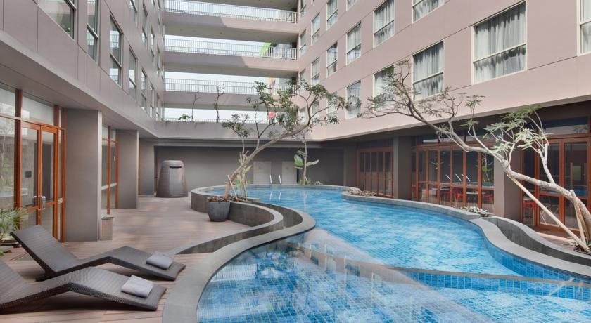 טנגרנג Ibis Styles Jakarta Airport מראה חיצוני תמונה