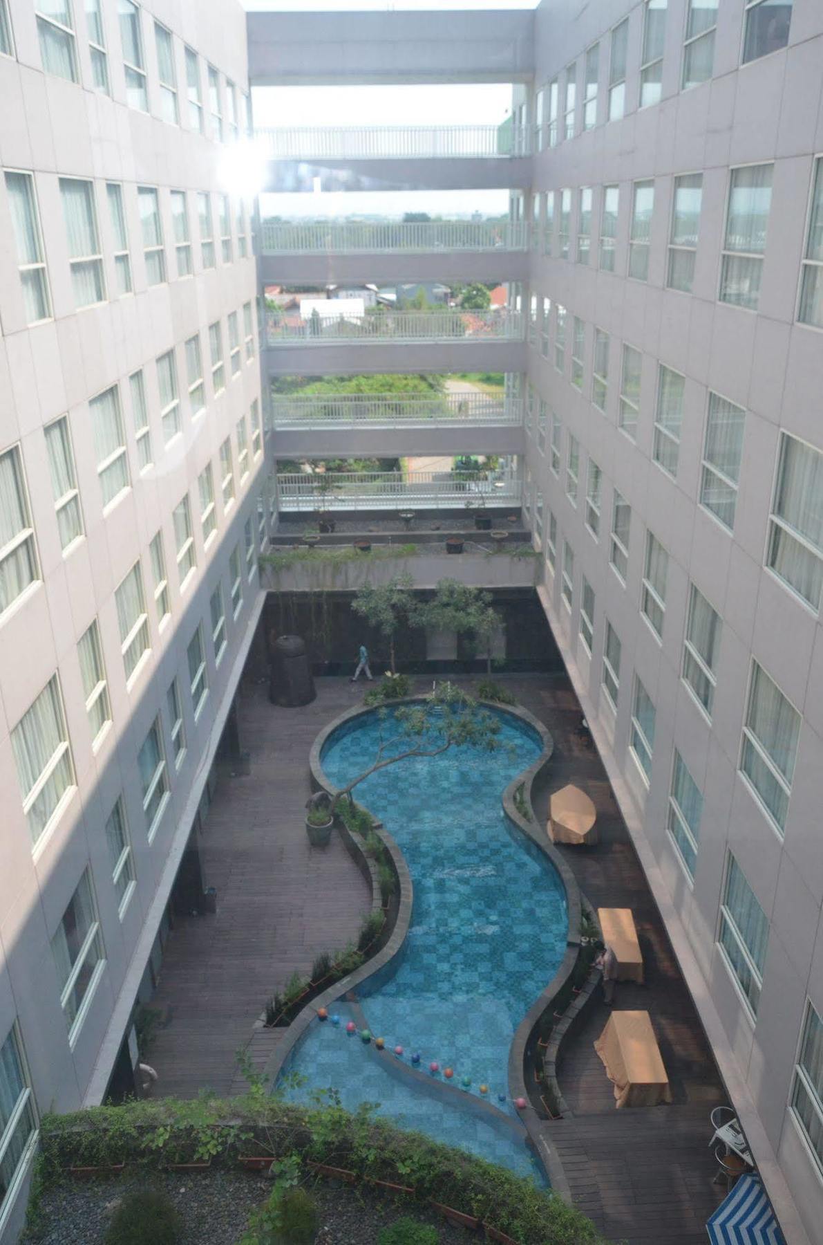 טנגרנג Ibis Styles Jakarta Airport מראה חיצוני תמונה