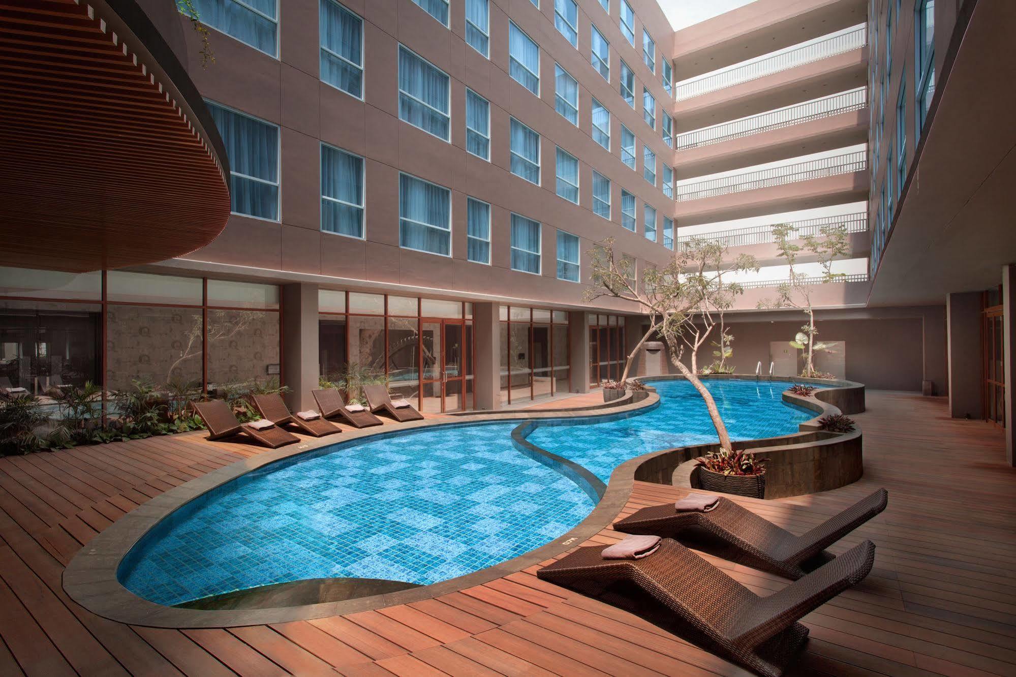 טנגרנג Ibis Styles Jakarta Airport מראה חיצוני תמונה